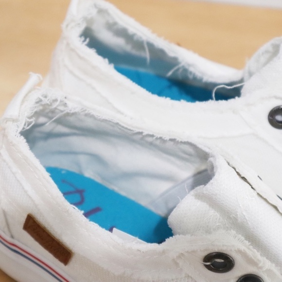 NWOT Blowfish Malibu Sneakers no laces White 7.5. NEVER WORN - Picture 7 of 8